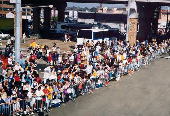 Parade barricade